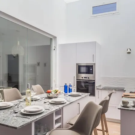 Lavanda Lanzarote By פלאיה בלנקה