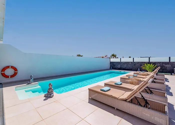 Lavanda Lanzarote By פלאיה בלנקה